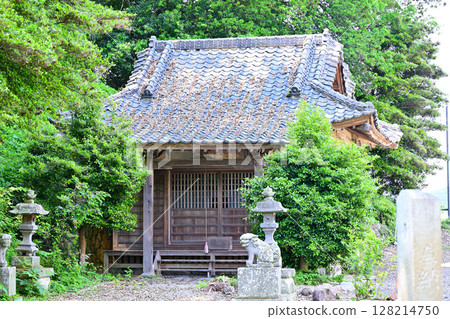 Ogura Water Shrine, Nishikata Fureai Park, Tochigi City 128214750