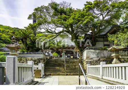 四國88所寺廟中第38所：高知縣土佐清水市金剛福寺本堂 128214920