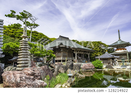 38th of the 88 Shikoku Temples: Kongofukuji Temple, Main Hall, Tosashimizu City, Kochi Prefecture 38th of the 88 Shikoku Temples: Kongofukuji Temple, Main Hall, Tosashimizu City, Kochi Prefecture 128214922