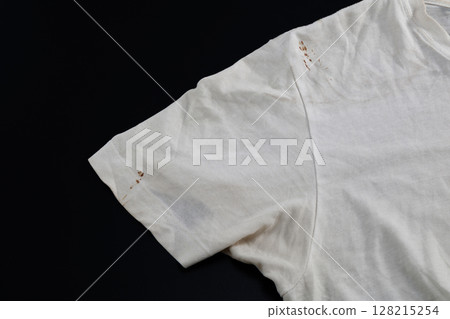 Dirty shirt sleeve 128215254
