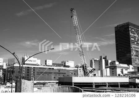 東京城市景觀新宿站西口再開發工程 2025.06 h-5 單色 東京城市景觀新宿站西口再開發工程 2025.06 h-5 單色 128216106