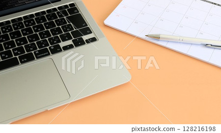 Business PC and calendar Shift adjustment Schedule management 16:9 Business PC and calendar Shift adjustment Schedule management 16:9 128216198