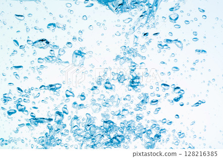 Many bubbles floating in the water. Many bubbles floating in the water. 128216385