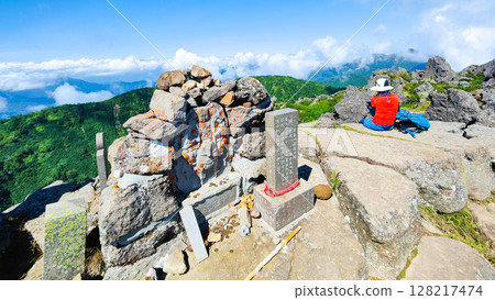 夏季攀登妙高山（南峰頂） 128217474