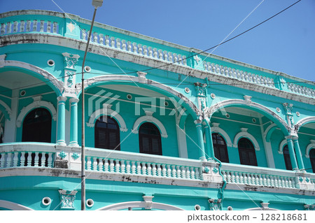 Detailed view of windows, doors and balconies of city buildings Detailed view of windows, doors and balconies of city buildings 128218681