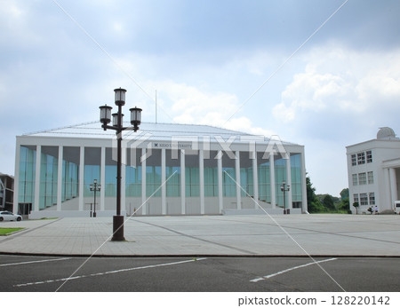 Keio University Hiyoshi Campus Memorial Hall Keio University Hiyoshi Campus Memorial Hall 128220142