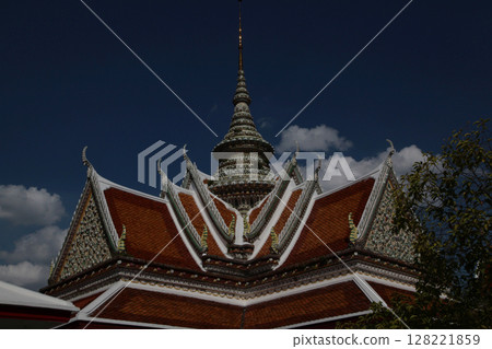 A magnificent and majestic building that reaches to the heavens A magnificent and majestic building that reaches to the heavens 128221859