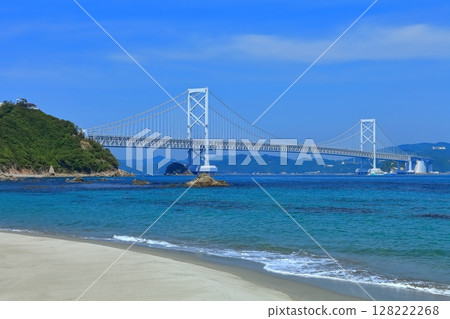 [Tokushima Prefecture] The Naruto Strait and Onaruto Bridge on a clear day 128222268