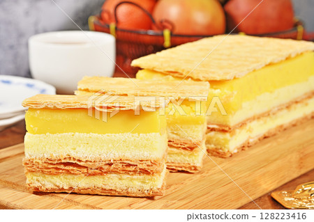 Lemon napoleon cake 128223416