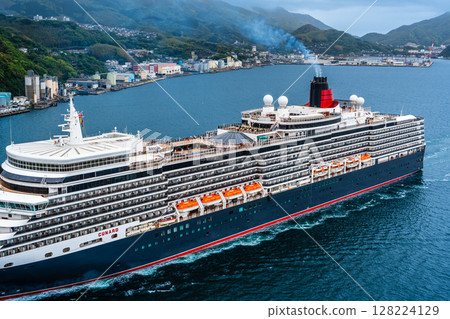 Cruise ship arriving at Nagasaki Port (Queen Elizabeth) from Megami Ohashi Bridge [Nagasaki City] 128224129