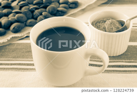 Cocoa and chocolate hot cocoa and cocoa powder hot drink cocoa powder chocolate Cocoa and chocolate hot cocoa and cocoa powder hot drink cocoa powder chocolate 128224739