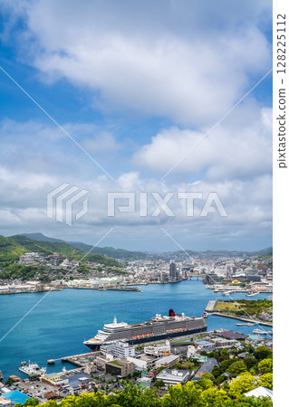 Cruise ship arriving at Nagasaki Port (Queen Elizabeth) Mount Nabekanmuri [Nagasaki City] 128225112