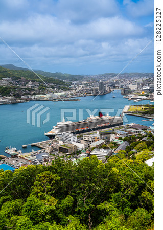 Cruise ship arriving at Nagasaki Port (Queen Elizabeth) Mount Nabekanmuri [Nagasaki City] 128225127