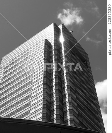 Black and white image of Tokyu Headquarters Building Black and white image of Tokyu Headquarters Building 128225320