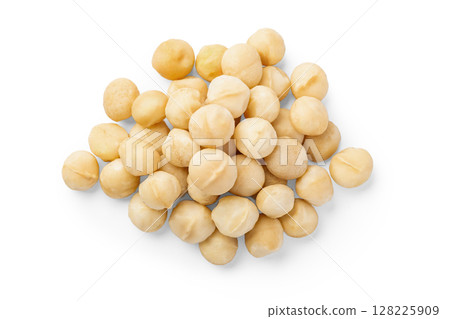 Heap of macadamia isolated on white background, top view Heap of macadamia isolated on white background, top view 128225909