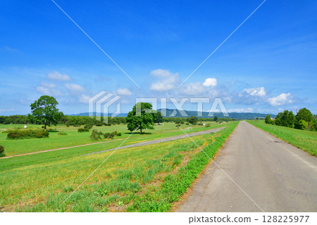 JR北海道根室本線池田站週邊景色及梔傑川（2023年夏季） 128225977