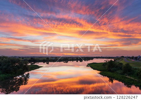 令人驚嘆的日落 128226247