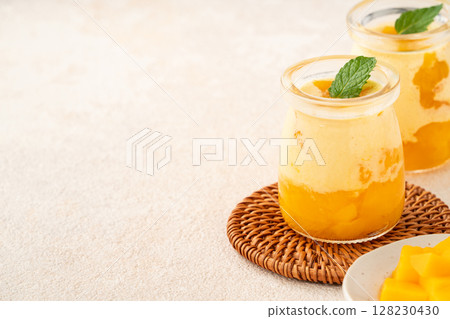 mango mousse dessert mango mousse dessert cup マンゴー ムース デザート 128230430