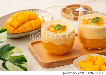 芒果 慕斯 甜點 mango mousse dessert cup マンゴー ムース デザート 芒果 慕斯 甜點 mango mousse dessert cup マンゴー ムース デザート 128230431