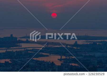 大阪城市景觀：大阪市中心的夜景 128230529