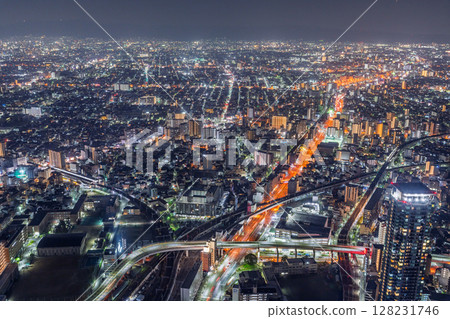 大阪府：大阪市和市中心的夜景 128231746