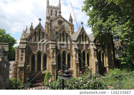 Southwark Cathedral in England Southwark Cathedral in England 128233887