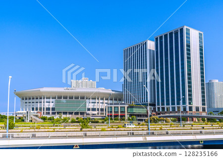 Yokohama cityscape in July. View of the K Arena in Minato Mirai and other areas. July 9, 2025 128235166