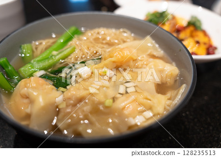 好吃的餛飩面 好吃的餛飩面 128235513