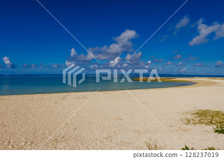 我在旅行中發現的夏日風景 我在旅行中發現的夏日風景 128237019