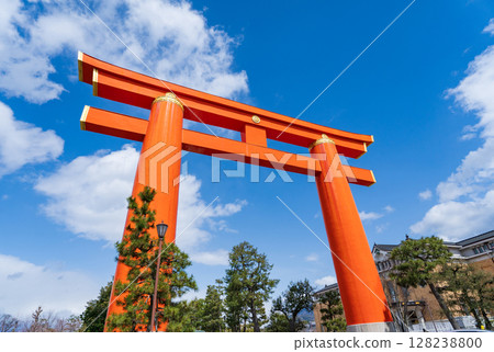 The vermilion torii gate of Heian Shrine in Sakyo Ward, Kyoto City 128238800