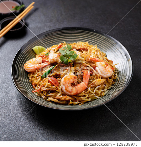 Hokkien Prawn Mee A Flavorful Delight 128239973