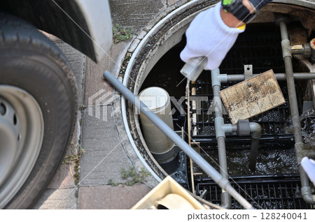 化糞池維護、檢查、清潔和保養 128240041