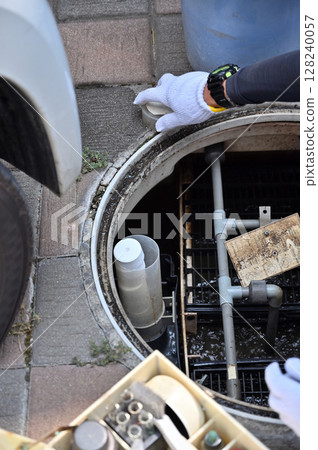 Septic tank maintenance, inspection, cleaning, and maintenance 128240057