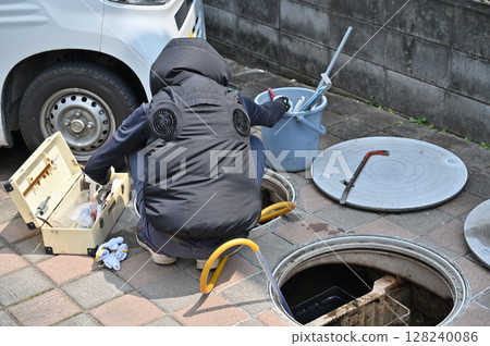 Septic tank maintenance, inspection, cleaning, and maintenance 128240086