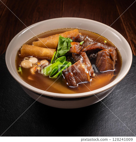 Hearty Chinese Pork Rib Soup Delight 128241009
