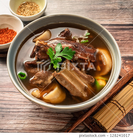 Hearty Chinese Pork Rib Soup Delight 128241017