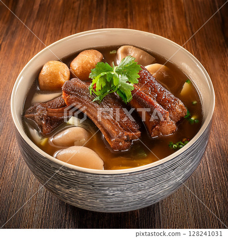 Hearty Chinese Pork Rib Soup Delight 128241031