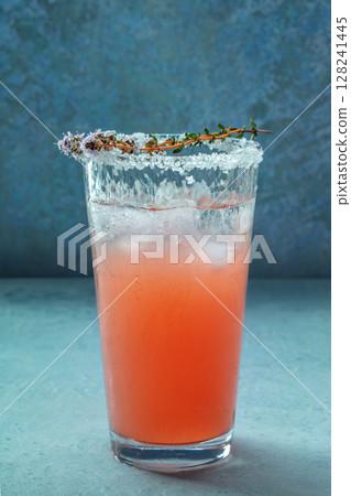 Salty Dog cocktail with fresh grapefruit juice, lime juice, and thyme Salty Dog cocktail with fresh grapefruit juice, lime juice, and thyme 128241445