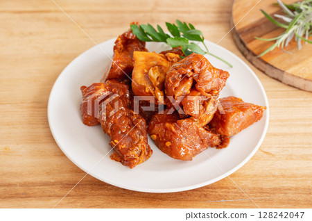 調味豬肉塊 128242047