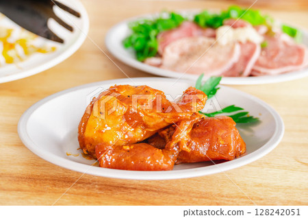 Seasoned pork cubes Seasoned pork cubes 128242051