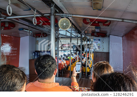Chao Phraya River Cruise 128246291