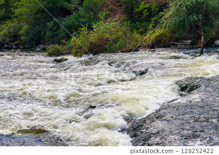 Rapids on the Inhulets river in Kryvyi Rih, Ukraine 128252422