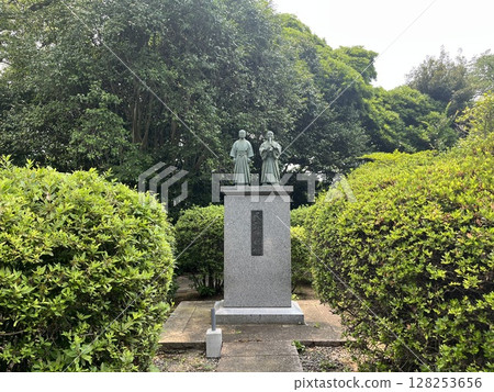 福岡市東區“名島弁財天(雙榮寺)民歌紀念碑” 福岡市東區“名島弁財天(雙榮寺)民歌紀念碑” 128253656