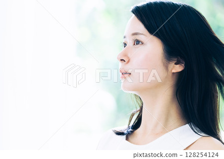 Beauty image of young women Beauty image of young women 128254124