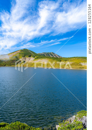 [山材]初秋的白馬禦池[長野縣] 128255164