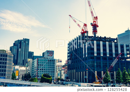 Tokyo redevelopment scenery Construction work around the west exit of Shinjuku Station 2025.06 b-3 Emphasis on warm and cool colors 128255428