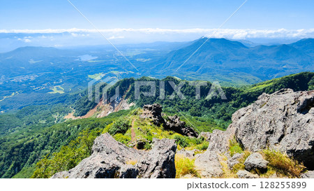 Climbing Mt. Myoko in summer (view of Lake Nojiri from the summit of the south peak) 128255899