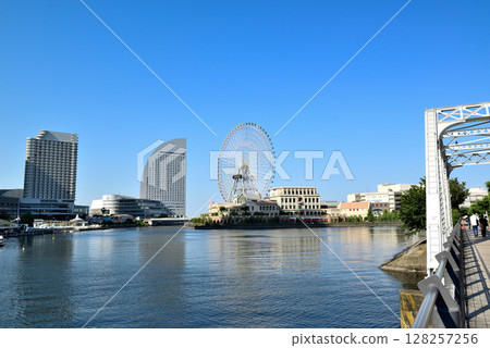 Yokohama Minato Mirai Canal Park Ferris wheel and skyscrapers Yokohama Minato Mirai Canal Park Ferris wheel and skyscrapers 128257256