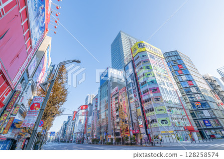 東京都千代田區秋葉原,以亞文化和電器城而聞名世界的旅遊勝地秋葉原電器城 東京都千代田區秋葉原,以亞文化和電器城而聞名世界的旅遊勝地秋葉原電器城 128258574