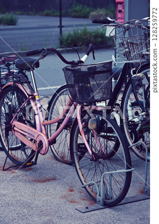 自行車停車位 128259772